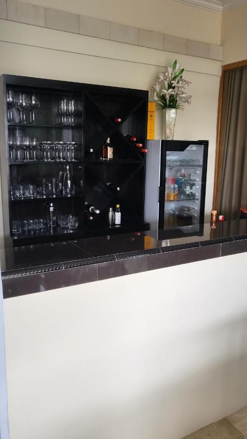 卡迪卡别墅酒店 罗威那 外观 照片